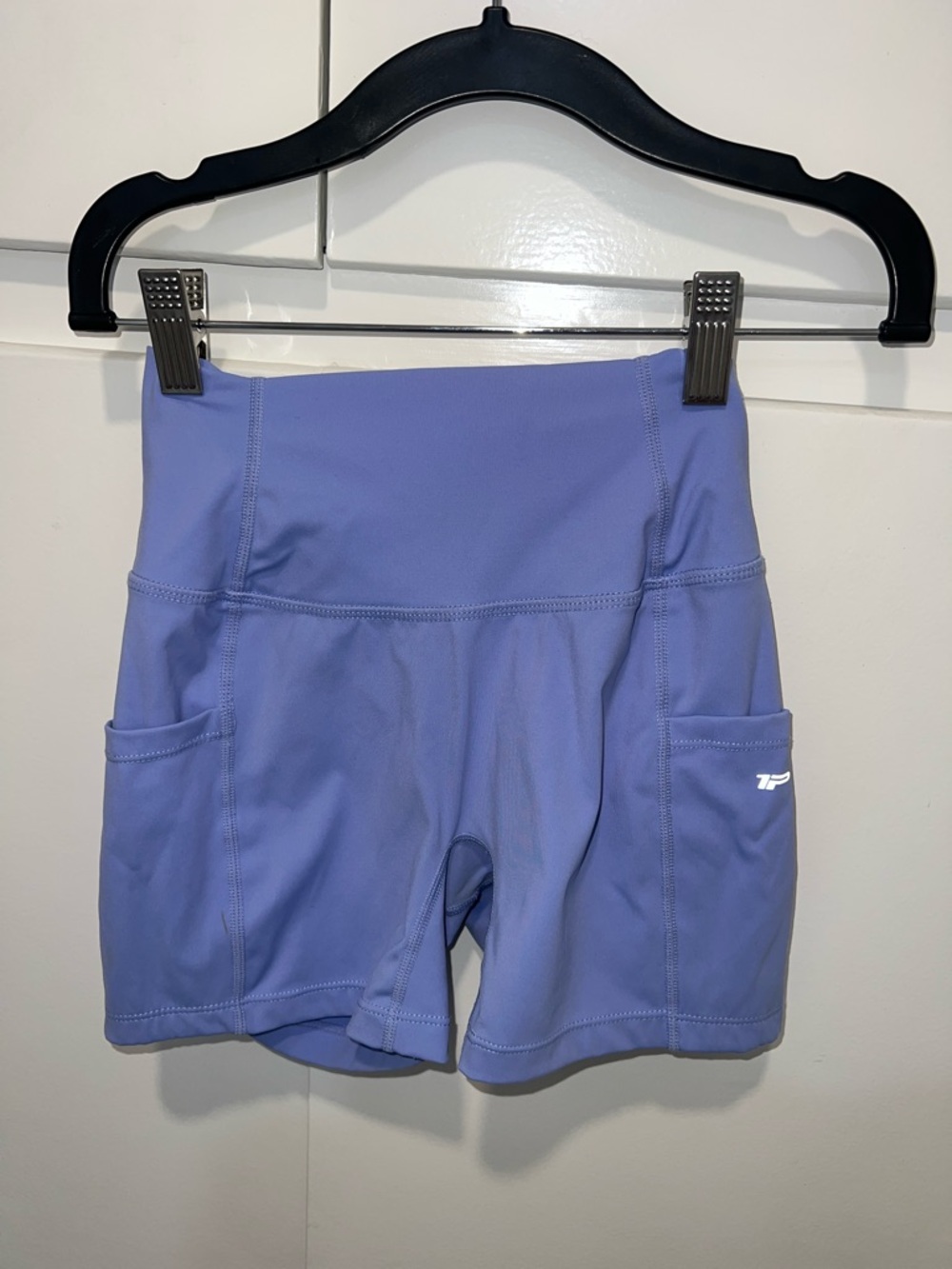1st phorm High-Waist Lavender Active Shorts with Side Pockets